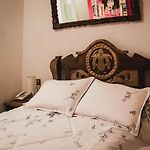 Room In Guest Room - Sd-4 Room With Balcony In The Old City Air Conditioning And Wifi