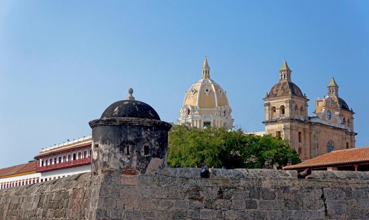 Pensión In Guest - Sd-4 With Balcony In The Old Air Conditioning And Wifi